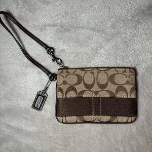 Coach Vintage Signature Wristlet